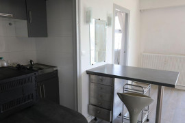 
                                                                                        Location
                                                                                         Loue apt T2 Bordeaux /le Bouscat Barrière du Médoc