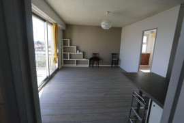 
                                                                                        Location
                                                                                         Loue apt T2 Bordeaux /le Bouscat Barrière du Médoc
