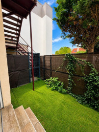 
                                                                                        Location
                                                                                         LOUE CHARMANT STUDIO + JARDIN