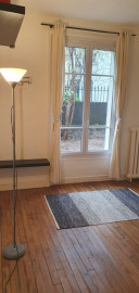 
                                                                                        Location
                                                                                         Loue charmant studio Meublé à Courbevoie