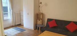 
                                                                                        Location
                                                                                         Loue charmant studio Meublé à Courbevoie