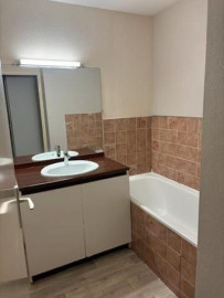 
                                                                                        Location
                                                                                         Loue F1 30m2 ARTEM Nancy Thermal