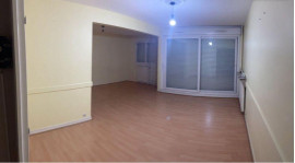 
                                                                                        Location
                                                                                         Loue F3 BIS 97m2