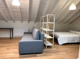 
                                                                                        Location
                                                                                         Loue grand studio sous-combles