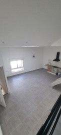 
                                                                                        Location
                                                                                         Loue loft lumineux au calme