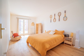 
                                                                                        Location
                                                                                         Loue meublé un superbe Duplex neuf de 108m² + 20m² de terrasse exposé plein Sud, dernier étage (loyer tout inclus)