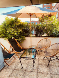 
                                                                                        Location
                                                                                         Loue meublé un superbe Duplex neuf de 108m² + 20m² de terrasse exposé plein Sud, dernier étage (loyer tout inclus)