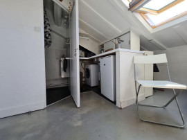 
                                                                                        Location
                                                                                         Loue studette de charme Montmartre