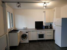 
                                                                                        Location
                                                                                         LOUE STUDIO 33M2 COMBS LA VILLE 1000  EUROS CC (loyer tout inclus)