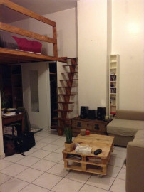
                                                                                        Location
                                                                                         LOUE STUDIO 35 M² avec alcôve - PERRACHE