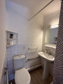 
                                                                                        Location
                                                                                         Loue studio Aix en Provence centre historique