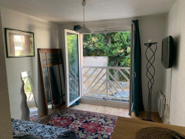 
                                                                                        Location
                                                                                         Loue studio meublé