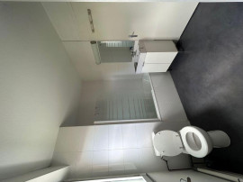 
                                                                                        Location
                                                                                         Loue studio + place de parking sous-terrain