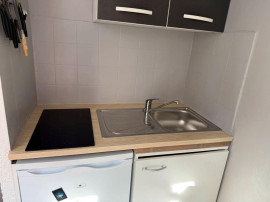 
                                                                                        Location
                                                                                         Loue T1 studio meublé quartier Médiathèque