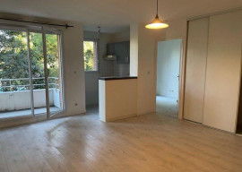 
                                                                                        Location
                                                                                         Loue t2 basso cambo/ météo france