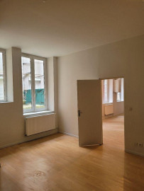 
                                                                                        Location
                                                                                         Loue T2 de 52m2