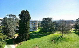 
                                                                                        Location
                                                                                         Loue T4 sur le plateau de Saint Rambert 69009.