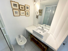 Location
Lovely apartment in the Heart of Paris' Japanese District (loyer tout inclus)