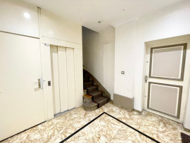 Location
Lovely apartment in the Heart of Paris' Japanese District (loyer tout inclus)