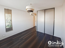 
                                                                                        Vente
                                                                                         Lumineux appartement 4 pièces Secteur des Rascas