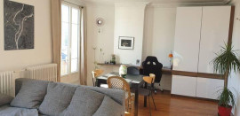 
                                                                                        Location
                                                                                         Lumineux,calme, meublé, spacieux,proche transports