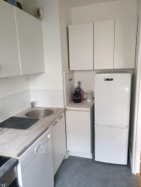 
                                                                                        Location
                                                                                         Lumineux studio 28m2- 75020