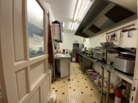 Vente
Lunchroom bien exploité avec appartement spacieux