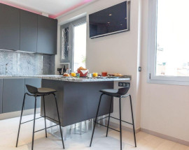 
                                                                                        Location
                                                                                         Luxueux studio au coeur de Nice