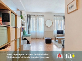
                                                                                        Vente
                                                                                         Lyon 6 - T3 - 79m2 Calme et Ensoleillé - Cave