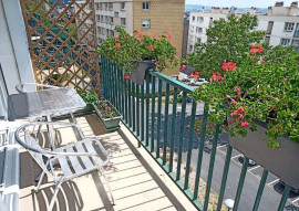 
                                                                                        Location
                                                                                         Magnifique 3P équipé et refait 52m2 Rouen Droite