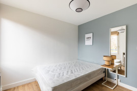 
                                                                                        Colocation
                                                                                         Magnifique 6 pièces en colocation