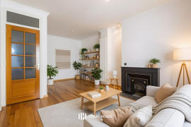 
                                                                                        Vente
                                                                                         Magnifique Appartement cosy et lumineux • Proche des transports et du Parc Bazin • Lyon 3