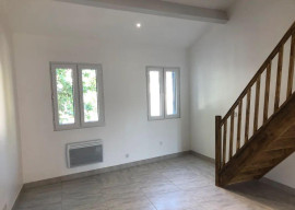 
                                                                                        Location
                                                                                         Magnifique Duplex 70M2 belle terrasse à Marseille