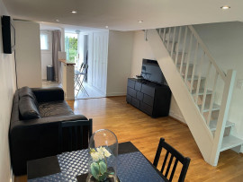 
                                                                                        Location
                                                                                         MAGNIFIQUE DUPLEX RÉNOVÉ DANS PARC ARBORÉ