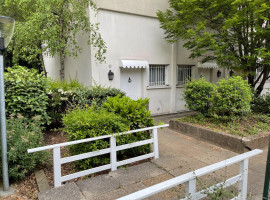 
                                                                                        Location
                                                                                         MAGNIFIQUE DUPLEX RÉNOVÉ DANS PARC ARBORÉ