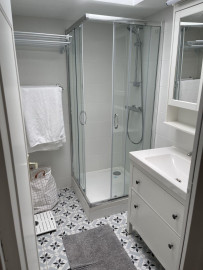 
                                                                                        Location
                                                                                         MAGNIFIQUE DUPLEX RÉNOVÉ DANS PARC ARBORÉ