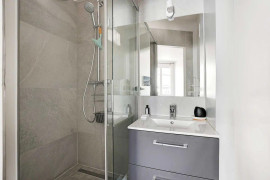 
                                                                                        Location
                                                                                         Magnifique F2 à Rueil-Malmaison