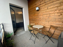 
                                                                                        Location
                                                                                         Magnifique F2 contemporain avec ascenseur+parking