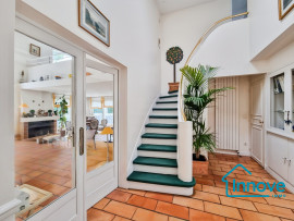 
                                                                                        Vente
                                                                                         Magnifique Maison 10 pièces!