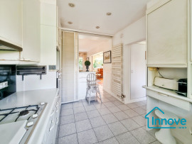 
                                                                                        Vente
                                                                                         Magnifique Maison 10 pièces!