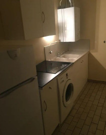 
                                                                                        Location
                                                                                         Magnifique studio 35m2 +parking au calme Marseille