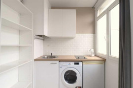 
                                                                                        Location
                                                                                         Magnifique studio avec balcon