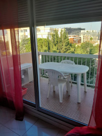 
                                                                                        Location
                                                                                         Magnifique studio ensoleillé