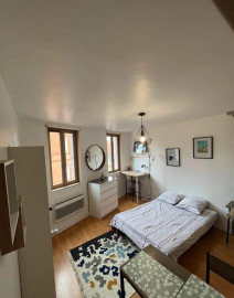 
                                                                                        Location
                                                                                         Magnifique studio meublé 19m² hypercentre