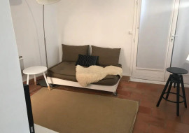 
                                                                                        Location
                                                                                         Magnifique T2 meublé 35m2 terrasse au centre d'Aix