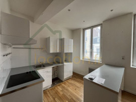 Location
Magnifique T4 avec ascenseur situé en Hyper-Centre de SAINT-QUENTIN