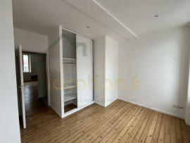 Location
Magnifique T4 avec ascenseur situé en Hyper-Centre de SAINT-QUENTIN