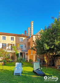 
                                                                                        Vente
                                                                                         Maison 10 pièces