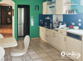 
                                                                                        Vente
                                                                                         Maison 10 pièces