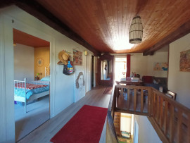 
                                                                                        Vente
                                                                                         Maison 10 pièces